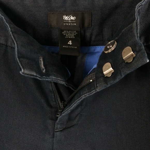 Mossimo Dark Wash Stretch Denim Capris - Picture 3 of 7